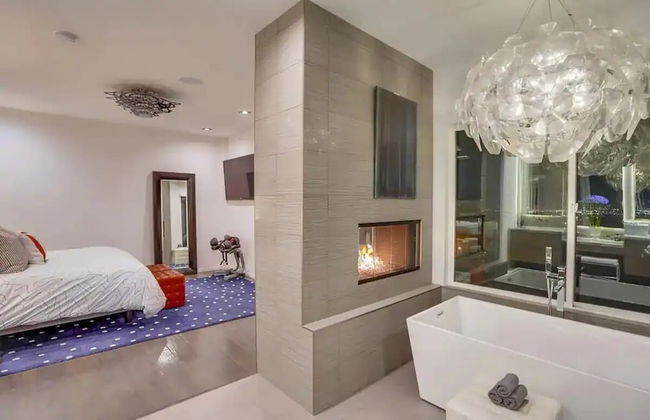 Troy Dr - Sleek & Modern Hollywood Hills Home With Stunning Views - Foto 12