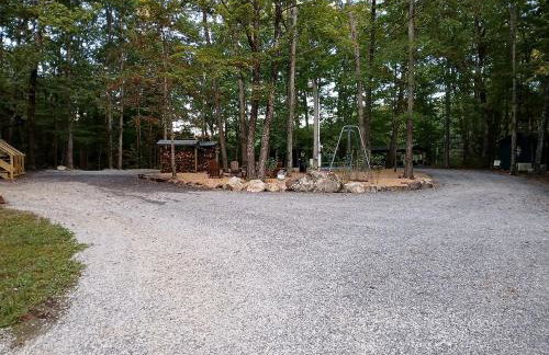 Peaceful Bunkhouse Surrounded by Nature near Graysville, Tennessee - Foto 6