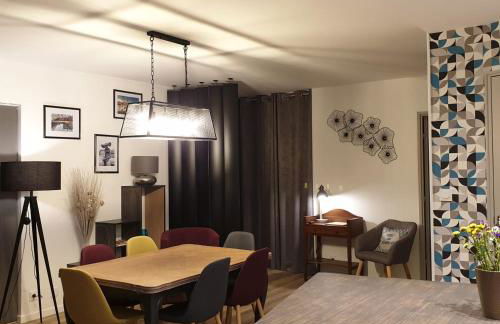 chez KARINE T4 Terrasse 5ème étage CENTRE VILLE Wifi Parking - Foto 1