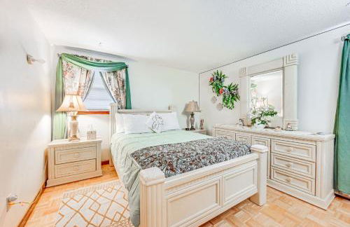 Vintage Windsor Home Private Yard and Covered Deck - Foto 11