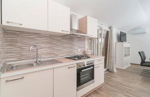 4 Bedroom Stunning Home In Neoric - Foto 34