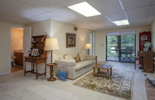 Connestee Lakefront Retreat · Lakefront Retreat in Connestee Fal - Foto 21