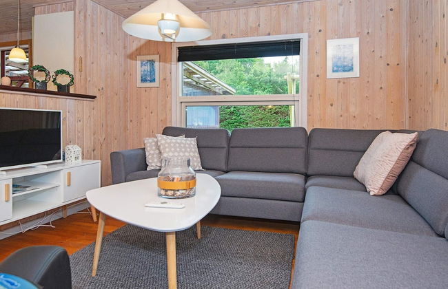 6 Person Holiday Home in Allingabro - Photo 11