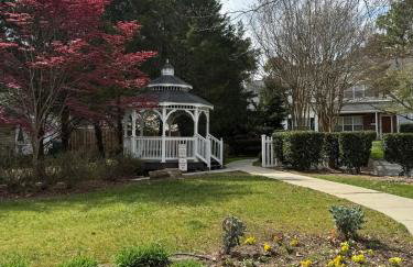 Modern Entire 2-Bedroom House for 6 Guests at University City - Foto 3