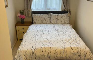 Cosy 2bed house in Oxford, sleeps 4 and a baby - Foto 6