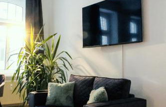 NUWILU ONE - Apartment mit Balkon im Herzen Erfurts - Magenta TV- Netflix - Disney - Foto 1