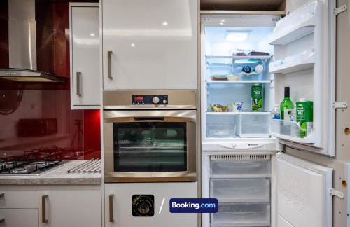 Cosy 3-Bed House l Garden l Free Parking l Stretford l Sleeps 7 l Book today with The Cosy Corner Nationwide - Foto 14