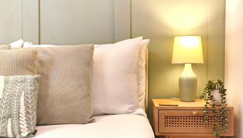 Stunning Apartment-6 Minute walk from Beach-Free Parking - Foto 2