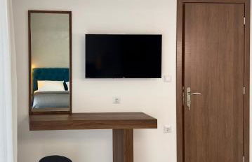 Hermes Luxury Apartment - Photo 22