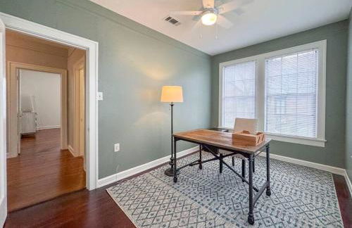 New Comfy Bungalow on Washington-Dedicated Office - Photo 12