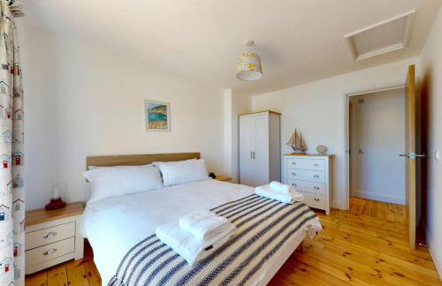 No. 28 Contemporary beach side property with sea views - Foto 20