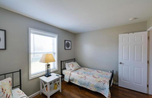 Milton Getaway Near Beach with Deck and Yard - Foto 24