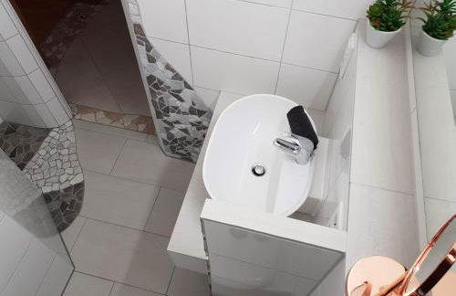 Ferienwohnungen wie im Süden Großostheim - Foto 31