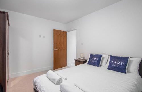 Luxury Apartment in Town Centre with Free Gated Parking - Foto 16