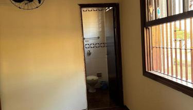 Magnífica Chácara com Fundo para a Represa - Foto 2