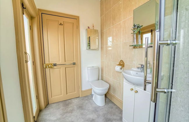 Host Stay Upper Tything Apartment - Photo 17