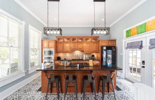 Martin A -Private historic district apt with pool-suite A - Foto 3