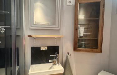 Lovely Central Paris Apartment with Rooftop View - Foto 29