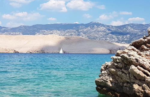 Salt & Stone Villa - Photo 45