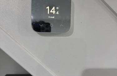 Aurang House, 1 Bedroom, with Kitchen, 55" Flat TV, Private Parking - Foto 5