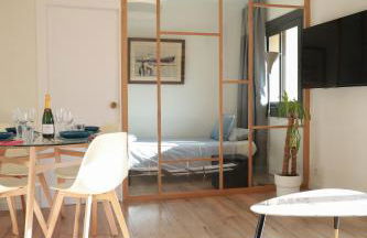 Amazing sea and Sagrada Familia views homey apartment - Photo 5