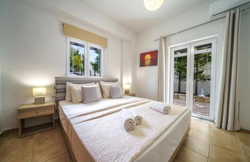 Elia Villa - Foto 10