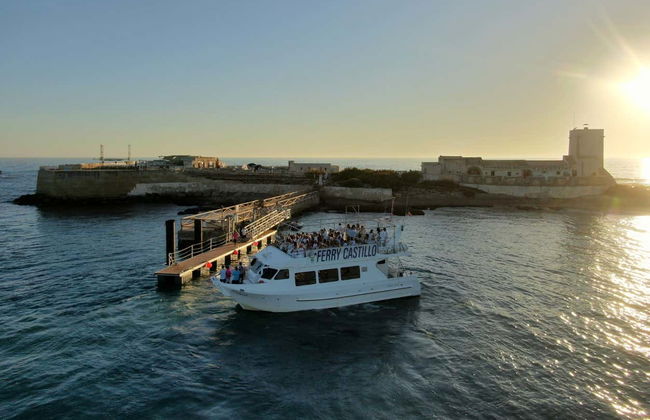 Ferry y entrada al castillo de Sancti Petri - Foto 1
