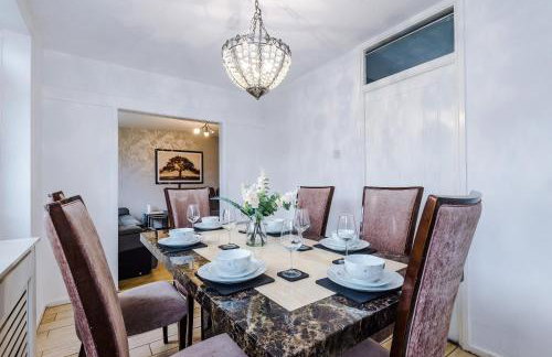 Middleton 4 Bed Free Parking Long stays - Foto 4