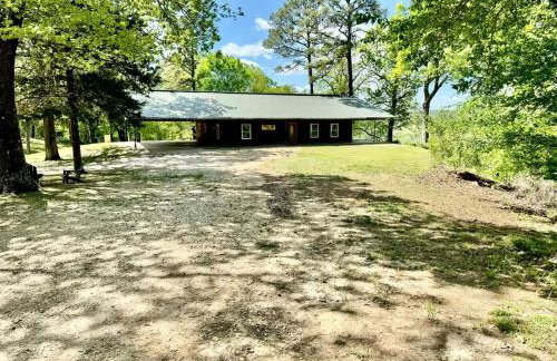 Secluded Riverfront Cabin with Bluff Views, Gated Privacy & Scenic Trail Access in Tahlequah, Oklahoma - Foto 56