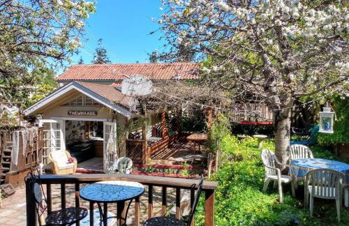 Summer-house OASIS on quiet street in ROCKRIDGE - Photo 30