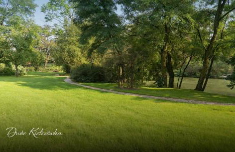 Dwór w Kiełczówce - Foto 14