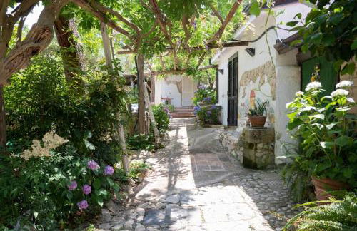 Melly's home country house alle pendici del Partenio - Foto 24