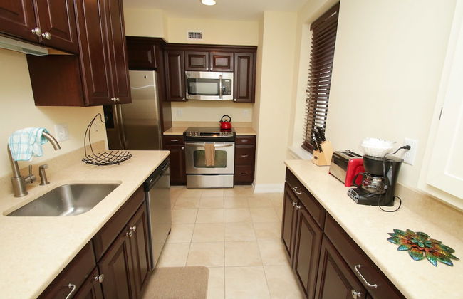 Renaissance Properties - W Rittenhouse Sq - Photo 13