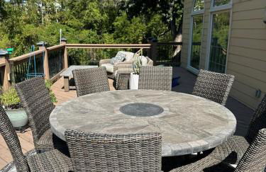 World Cup Ready - Spacious 5-Bedroom Home with Pool, Hot Tub, and Outdoor TV - Foto 27