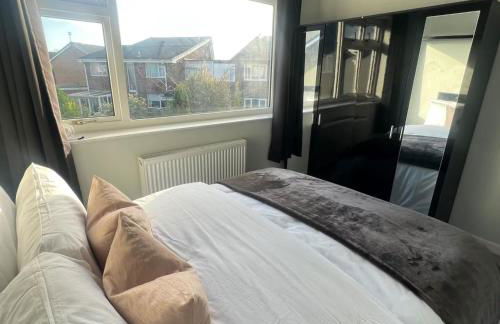 Stylish family home with cinema-style lounge near Blackpool - Foto 29