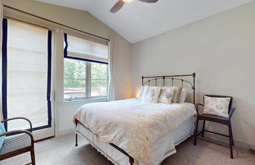 Lake Bluff - Photo 17