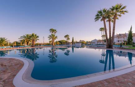 Golden Club Cabanas - Foto 2