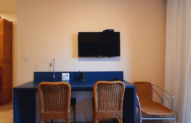 Completo em Hotel Localização Perfeita - Photo 22