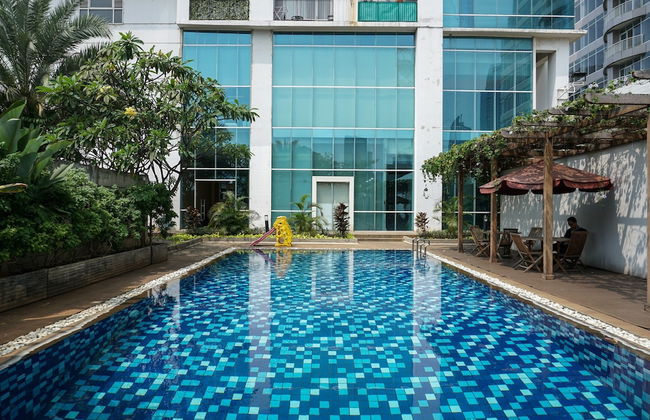 Nice And Comfy Studio At Ambassade Kuningan Apartment - Foto 14