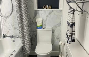 Almondbank Cottage - 2 Bedrooms, 8 miles from Portree Earlier check-in at 2pm - later departure time of 11am - Foto 4