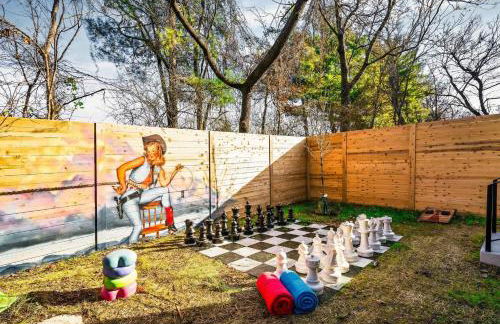 Hot Tub Poker Pool Table & Rooftop City MLS View - Foto 10