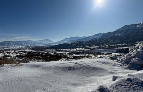 BRAND NEW Scenic Luxury Mountain Retreat - Photo 28