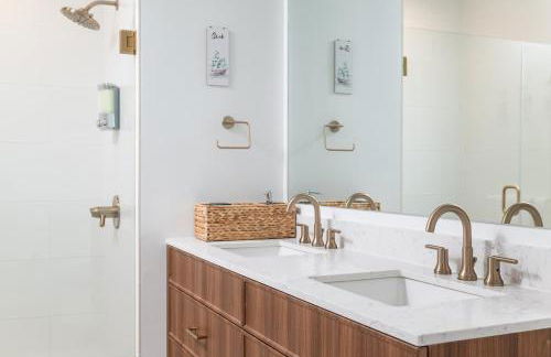 Back-Bay 2BR Condo w Roof top Gym Parking - Foto 34