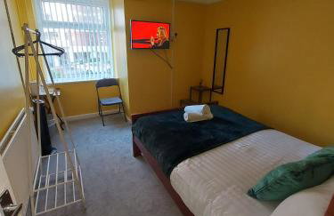 OceanNest-3 Bedroom Apartment free parking, EV 22kW - Foto 18