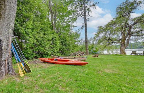 Lakefront Westhampton Cabin with Beach and Kayaks! - Foto 31
