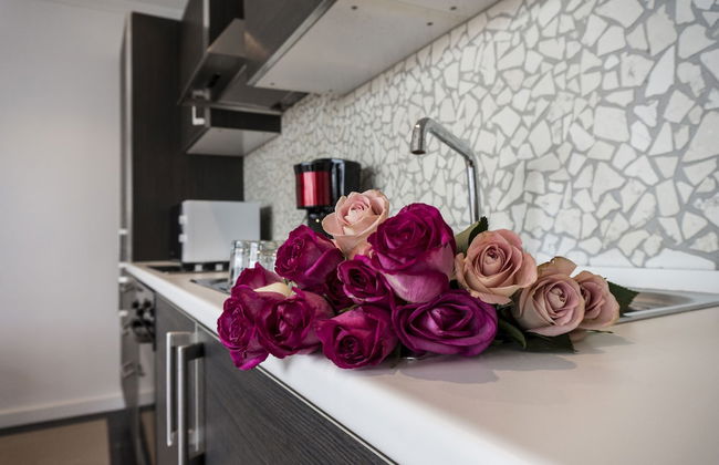 The Queen Luxury Apartments - Villa Fiorita - Photo 9