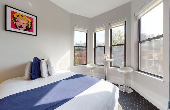 Maverick Suites at 400 Columbus Ave - Foto 10