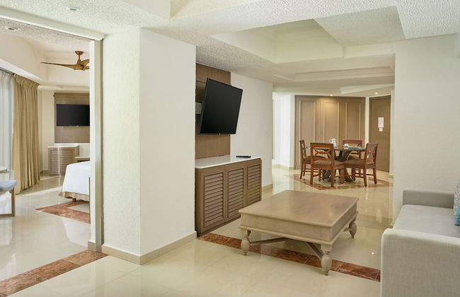 Sunscape Cancun All-Inclusive Resort & Spa by Hyatt - Photo 53