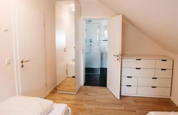 Ferienwohnung "Kleine Auszeit" OG-R - Foto 3