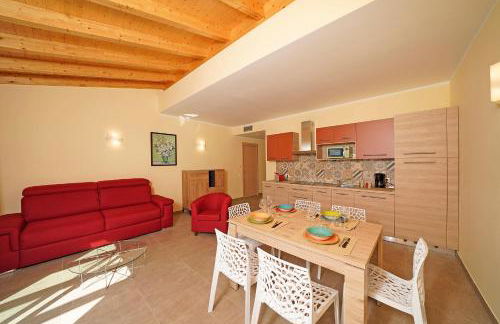 Residence Dany appartamenti con cucina vista lago piscina e parcheggio - Foto 42